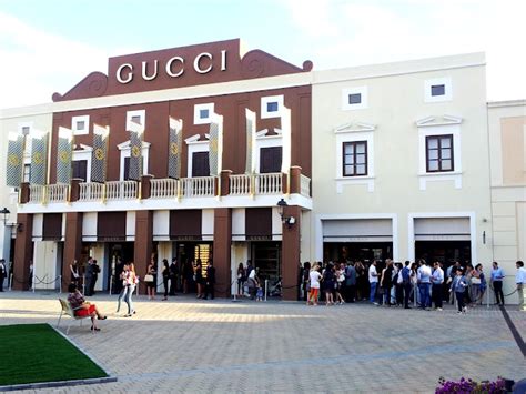 gucci sicilia fashion village|Gucci sito ufficiale.